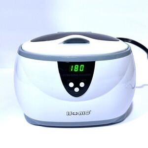 ISonic Digital Ultrasonic Jewelry Cleaner D3800A - 0.6 Q - White Like New